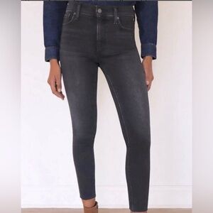 Aritzia Denim Forum nico mid rise skinny crop raw hem Size 24